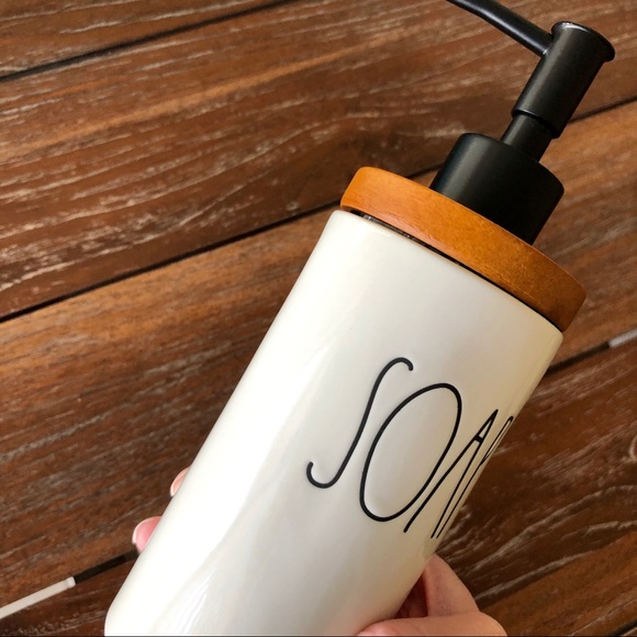 ❌ SOLD ❌*RARE* Rae Dunn “Soap” Dispenser - Picture 5 of 5